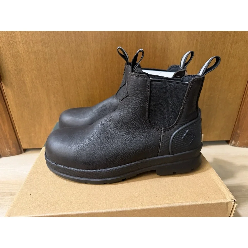 Muck Boots Mens 7.5 EU 40 Chore Farm Black Leather Waterproof Chelsea Boots Comp
